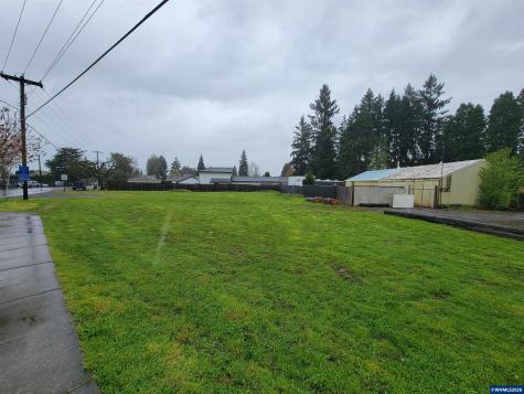 5010 Windsor Island Road N Keizer OR 97303