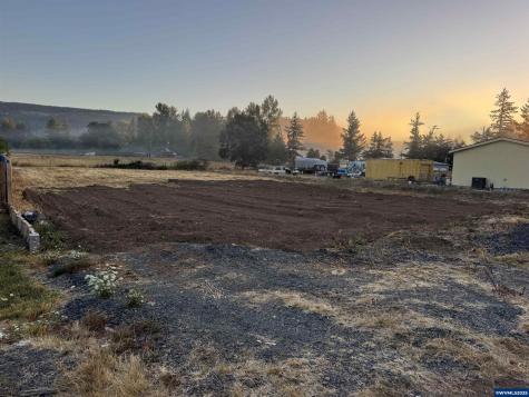Lot 700 3722 Green River Road Sweet Home OR 97386