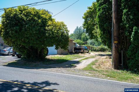 5947 NE 60th Avenue Portland OR 97218