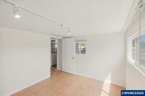 1010 SE Geary Street Albany OR 97322