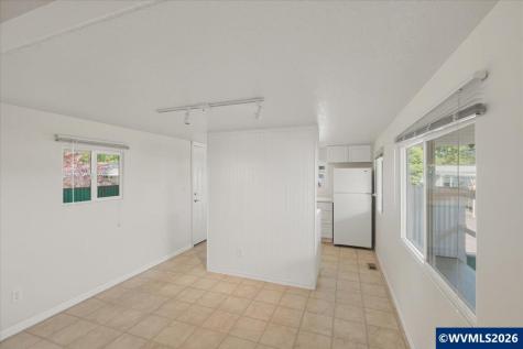 1010 SE Geary Street Albany OR 97322
