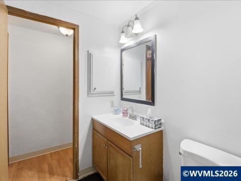 235 Edwards #91 Road S Monmouth OR 97361