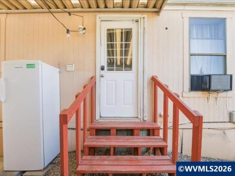 235 Edwards #91 Road S Monmouth OR 97361