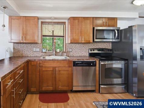 235 Edwards #91 Road S Monmouth OR 97361