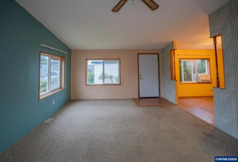 31919 N Lake Creek #32 Drive Tangent OR 97389