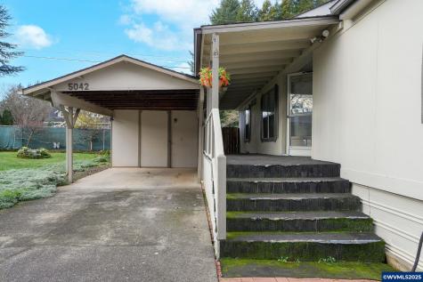 5042 Cumberland #18 Court Salem OR 97306