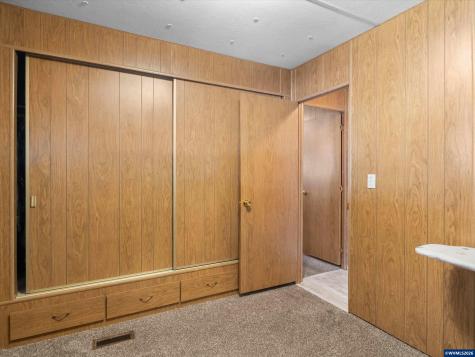 4882 Lancaster #14 Drive NE Salem OR 97305-1742