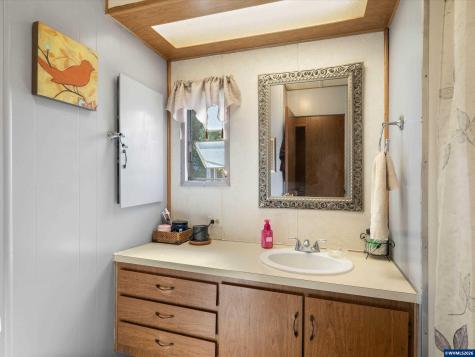 4882 Lancaster #14 Drive NE Salem OR 97305-1742