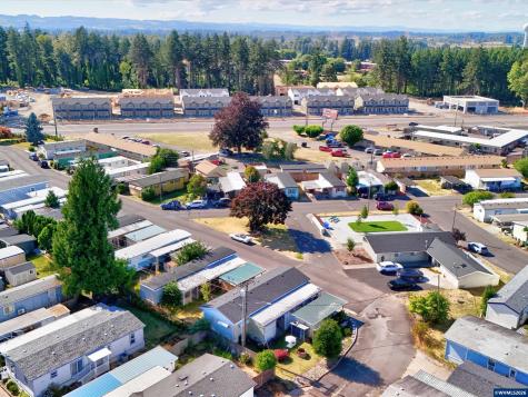 4882 Lancaster #14 Drive NE Salem OR 97305-1742