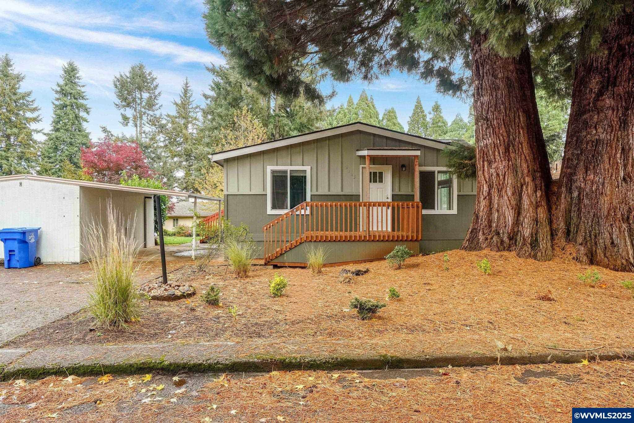 2125 Nocturne Court SE Salem OR 97306
