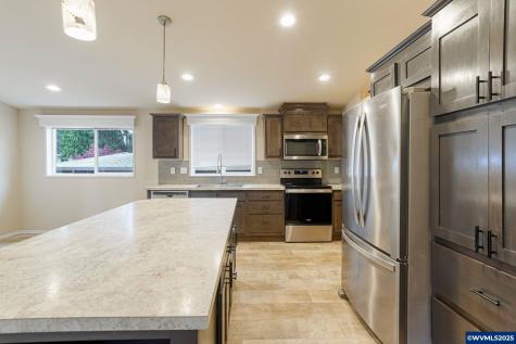 2125 Nocturne Court SE Salem OR 97306