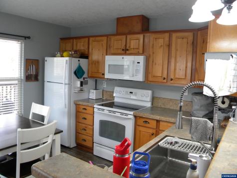 5050 Columbus #82 Street SE Albany OR 97322