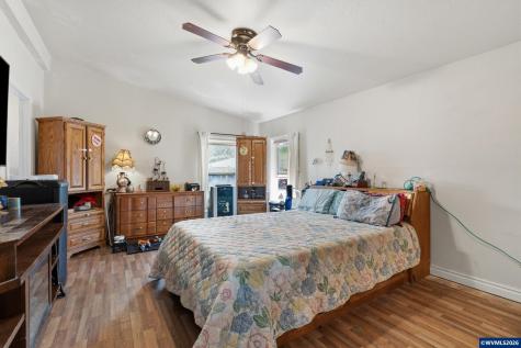 1699 N Terry Street Eugene OR 97402