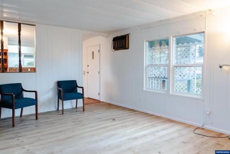 148 Clearwater Avenue NE Salem OR 97301