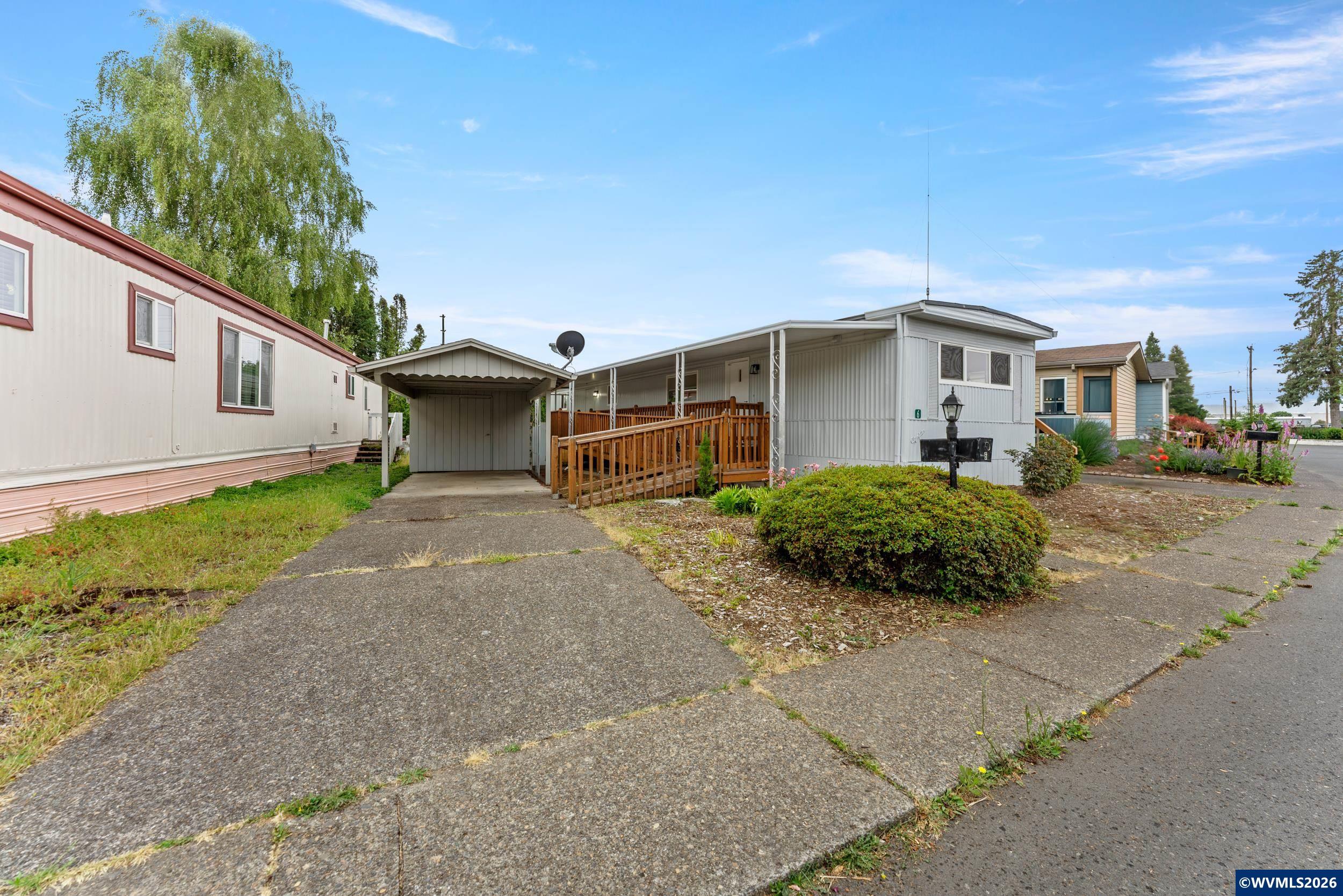 570 N 10th Avenue Cornelius OR 97113