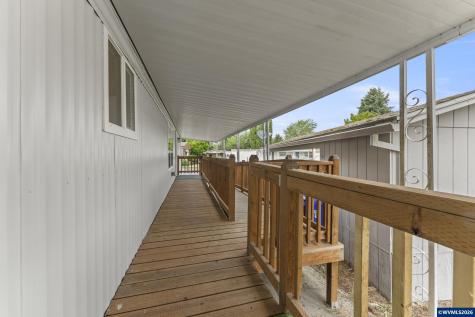 570 N 10th Avenue Cornelius OR 97113