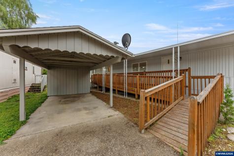 570 N 10th Avenue Cornelius OR 97113