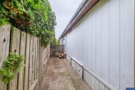 141 S 17th (#44) Street Independence OR 97351
