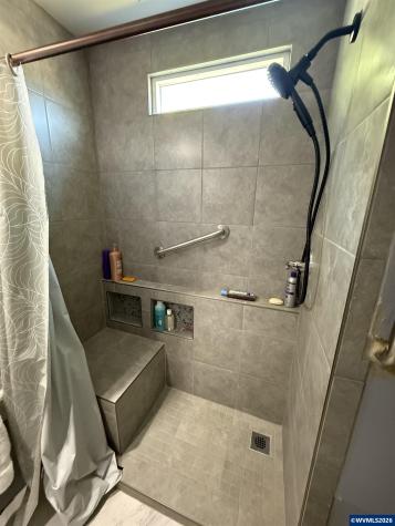 1143 Chemawa Lp NE Keizer OR 97303