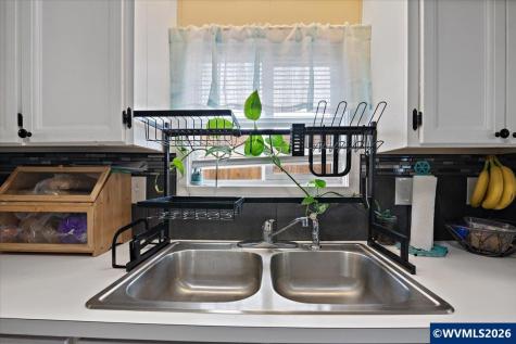 5355 River (#60) Road N Keizer OR 97303