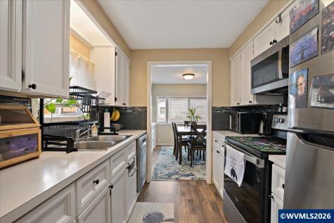 5355 River (#60) Road N Keizer OR 97303