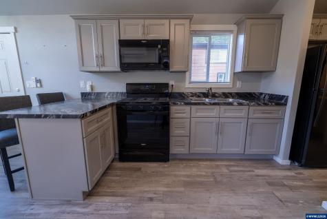 8372 Enchanted (#241) Way SE Turner OR 97392