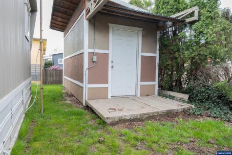 4348 Essex Street SE Salem OR 97317