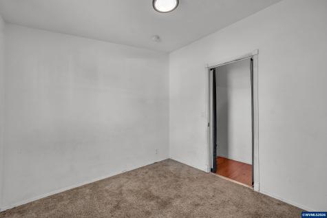 733 Fescue Avenue Woodburn OR 97071