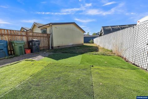 733 Fescue Avenue Woodburn OR 97071