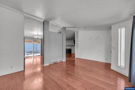 733 Fescue Avenue Woodburn OR 97071
