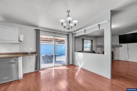 733 Fescue Avenue Woodburn OR 97071