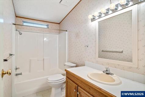 5422 Portland Road NE Salem OR 97305