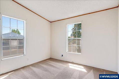 5422 Portland Road NE Salem OR 97305