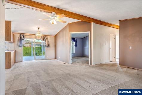 5422 Portland Road NE Salem OR 97305