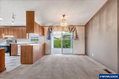 5422 Portland Road NE Salem OR 97305
