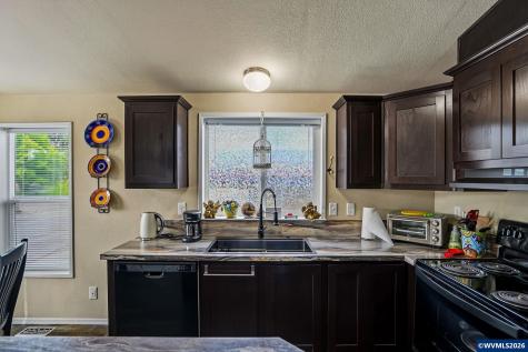 141 S 17th #15 Street Independence OR 97351