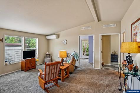 141 S 17th #15 Street Independence OR 97351