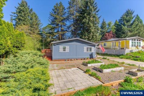 2025 Navaho Court SE Salem OR 97306