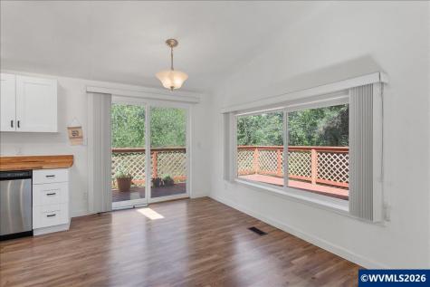 2025 Navaho Court SE Salem OR 97306