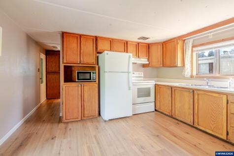 500 Loucks (#12) Way Brownsville OR 97327