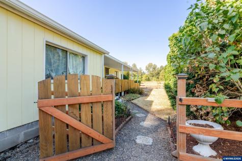 500 Loucks (#12) Way Brownsville OR 97327