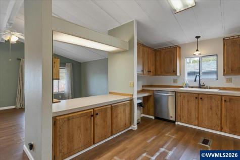 5510 Windsor Island #23 Road N Keizer OR 97303