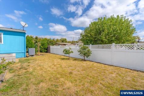 5510 Windsor Island #23 Road N Keizer OR 97303