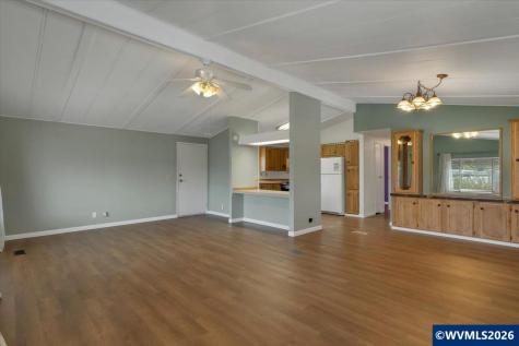 5510 Windsor Island #23 Road N Keizer OR 97303