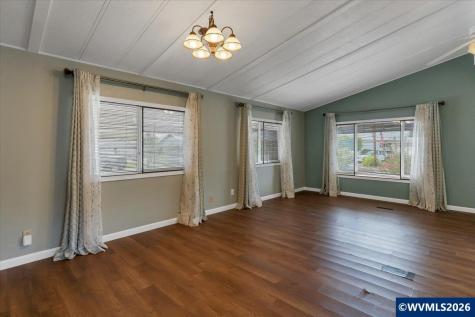 5510 Windsor Island #23 Road N Keizer OR 97303