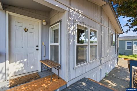 2151 Three Lakes #93 Road SE Albany OR 97322