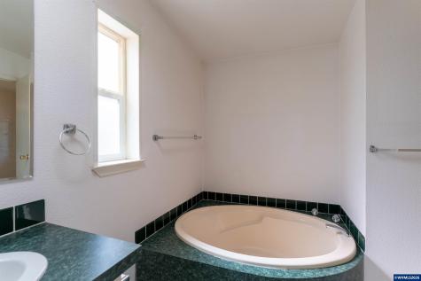 2601 NE Jack London #161 Street Corvallis OR 97330