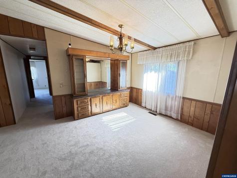 4318 Essex Street SE Salem OR 97317