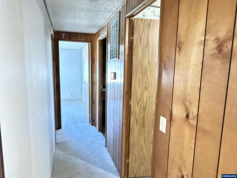 4318 Essex Street SE Salem OR 97317