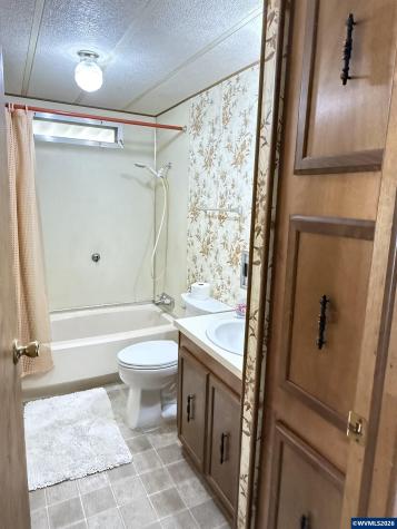4318 Essex Street SE Salem OR 97317